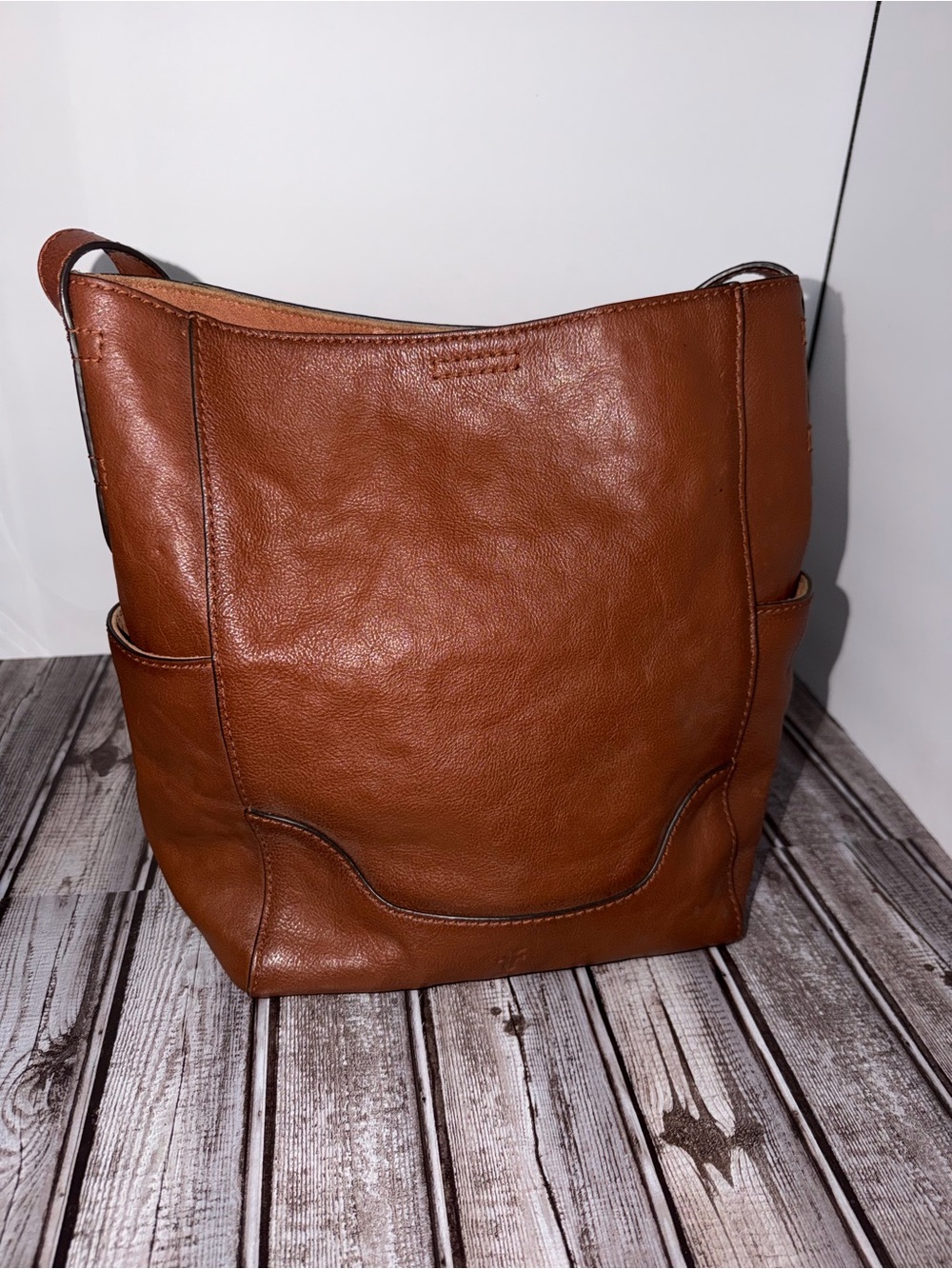 FRYE Genuine Leather Hobo Tote Bag Cognac Brown Side Slip Pockets